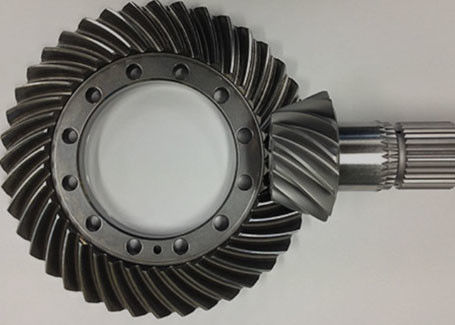 鋳造型ハイポイドギア アルloy Steel Pinion Helical Tooth ミニベーベルギア